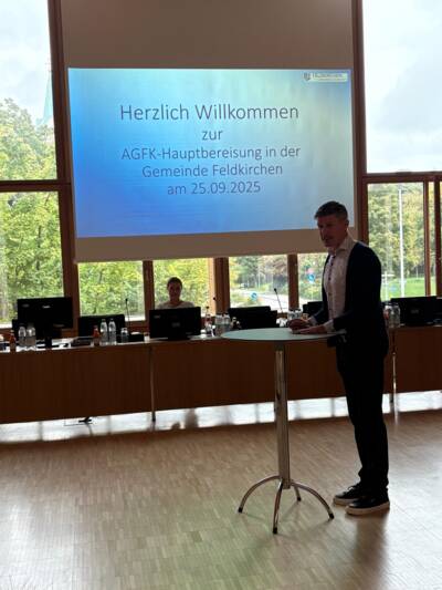 AGFK Kommission Radbesichtigung Vortrag im Rathaus 1